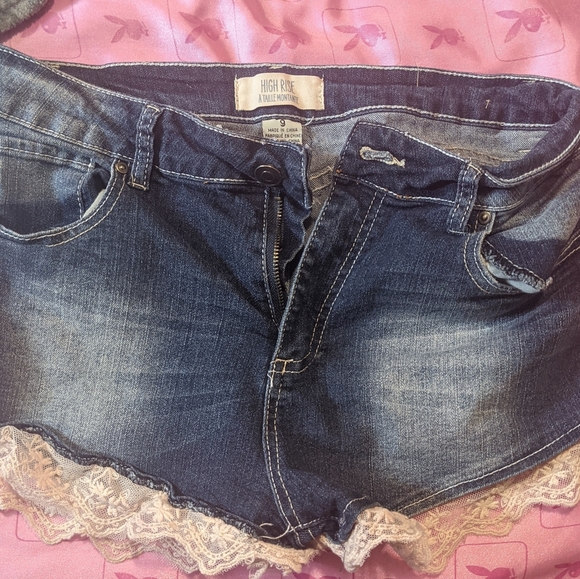 Denim shorts - Picture 1 of 1